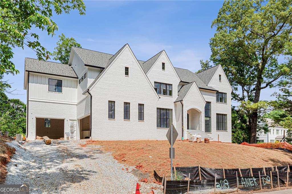 3118 Lanier Drive NE