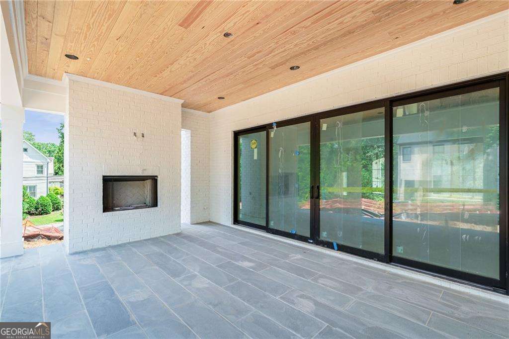 3118 Lanier Drive NE