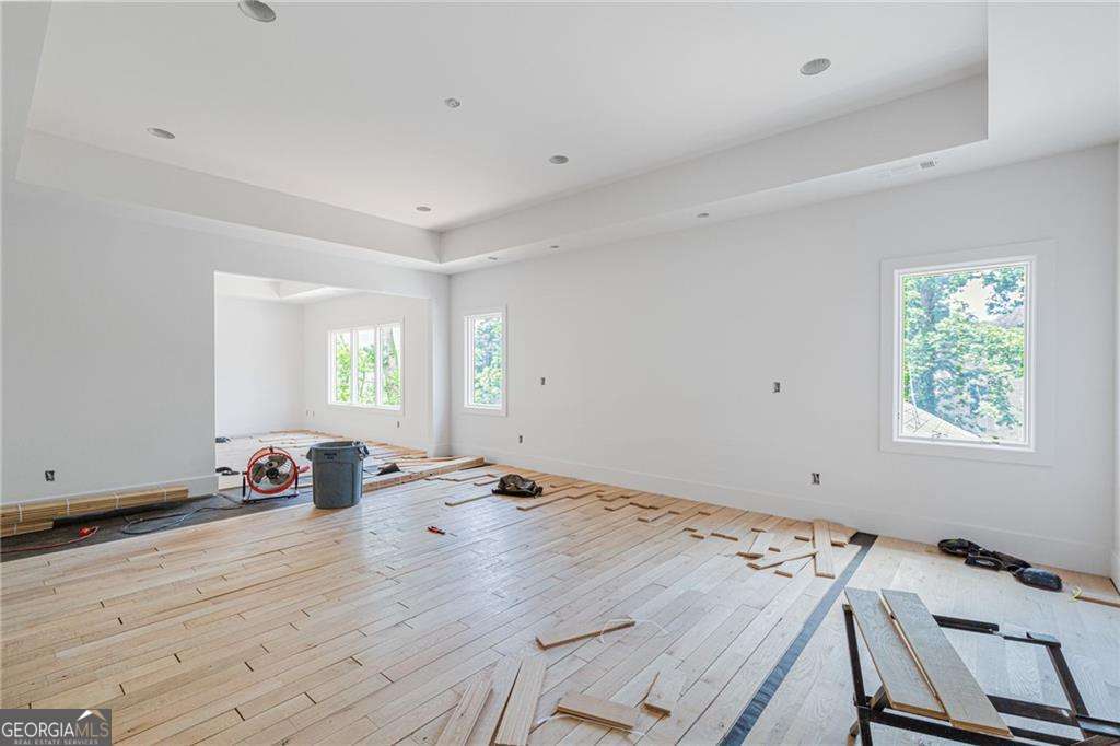 3118 Lanier Drive NE