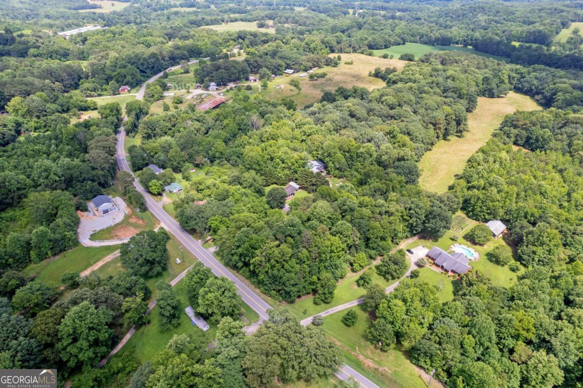 3668 Gillsville Highway