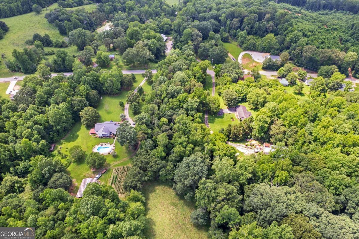 3668 Gillsville Highway
