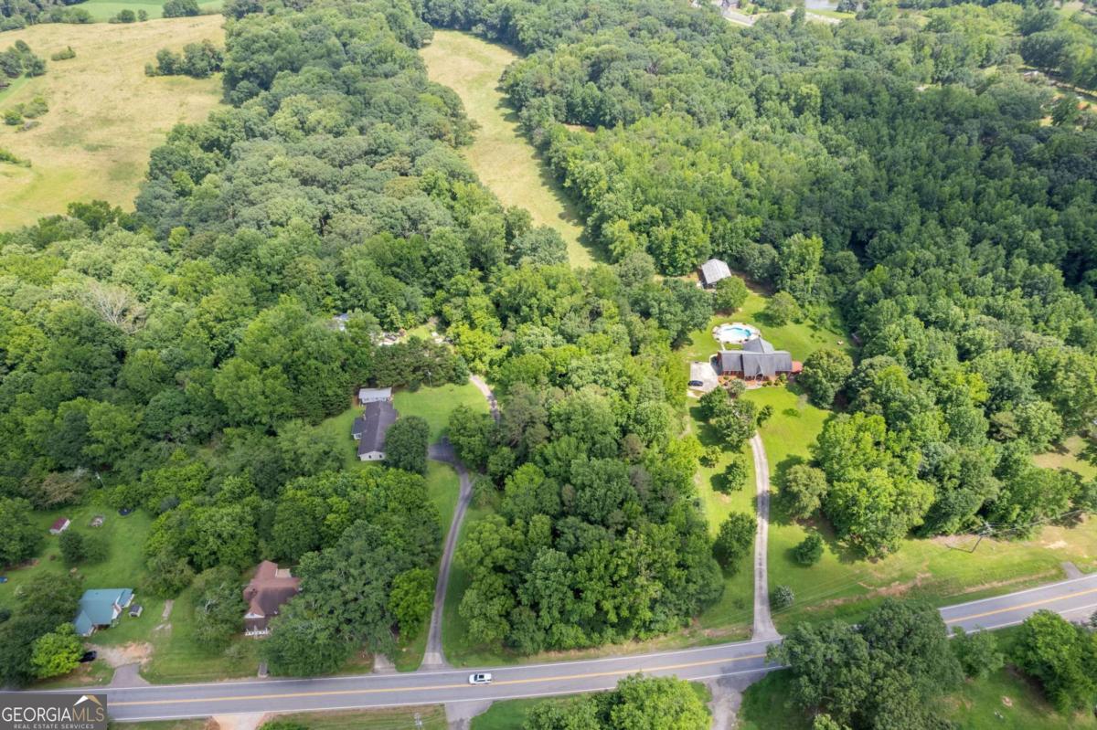 3668 Gillsville Highway