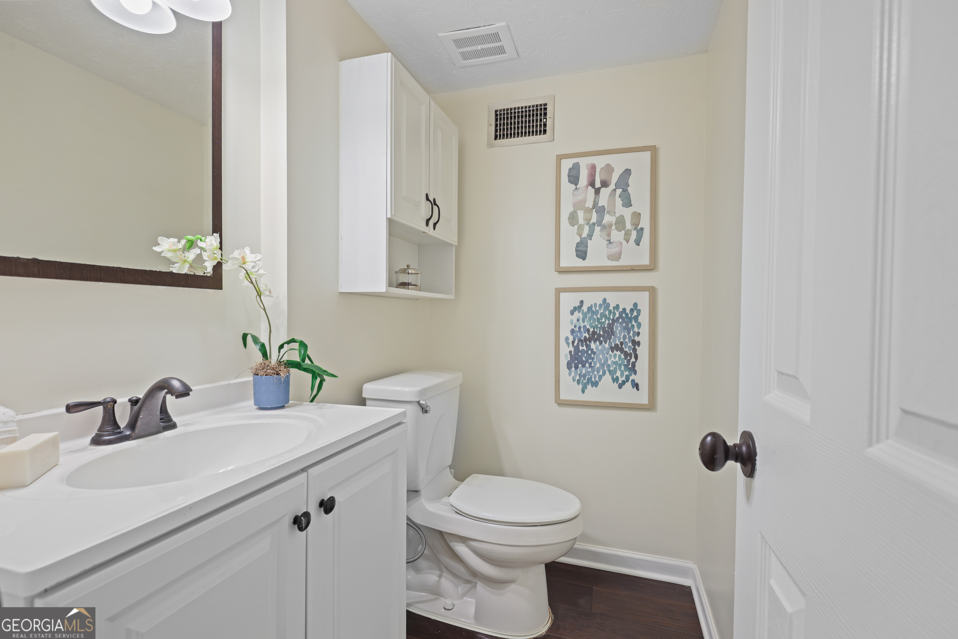 4345 Tucker North Drive