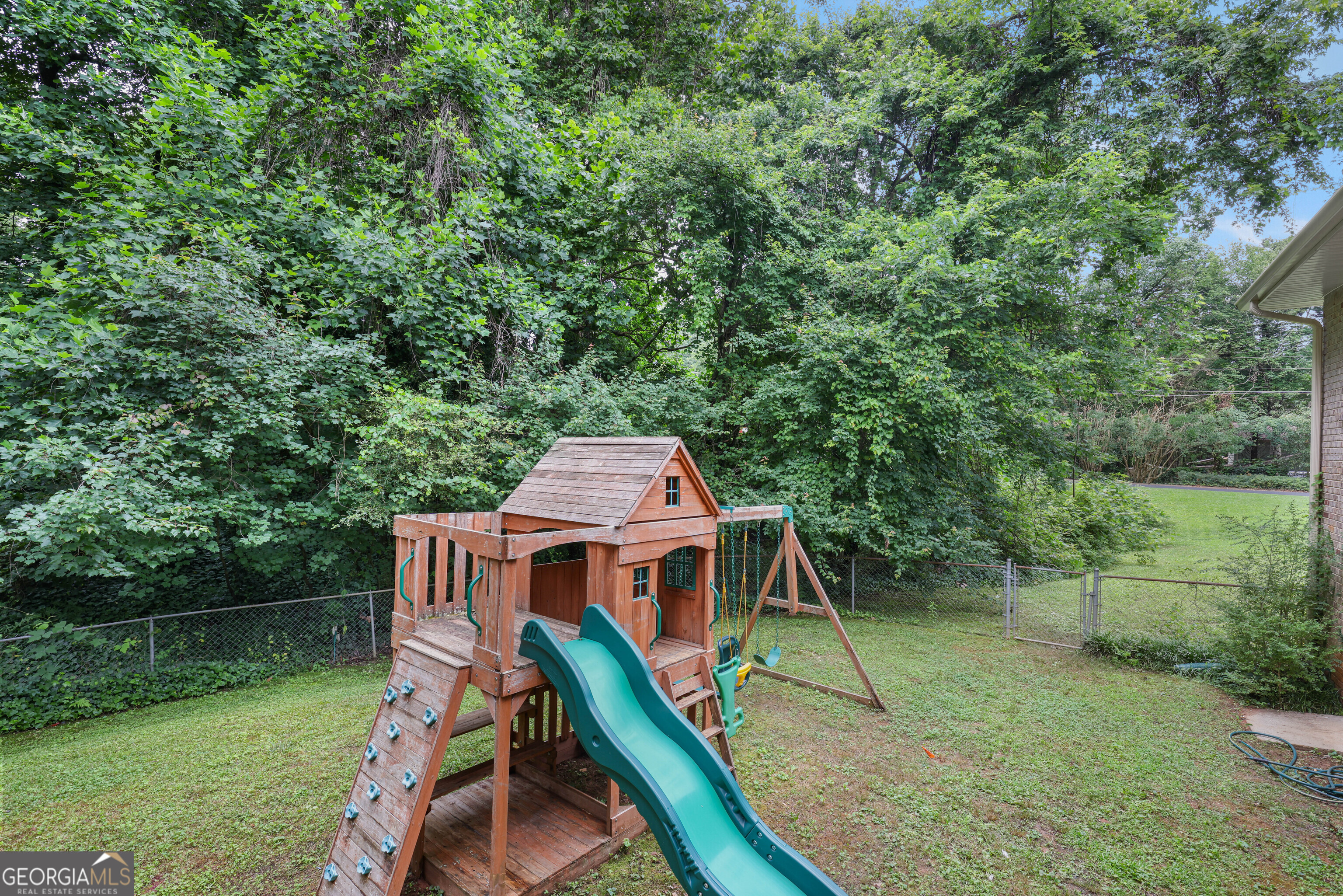 4345 Tucker North Drive