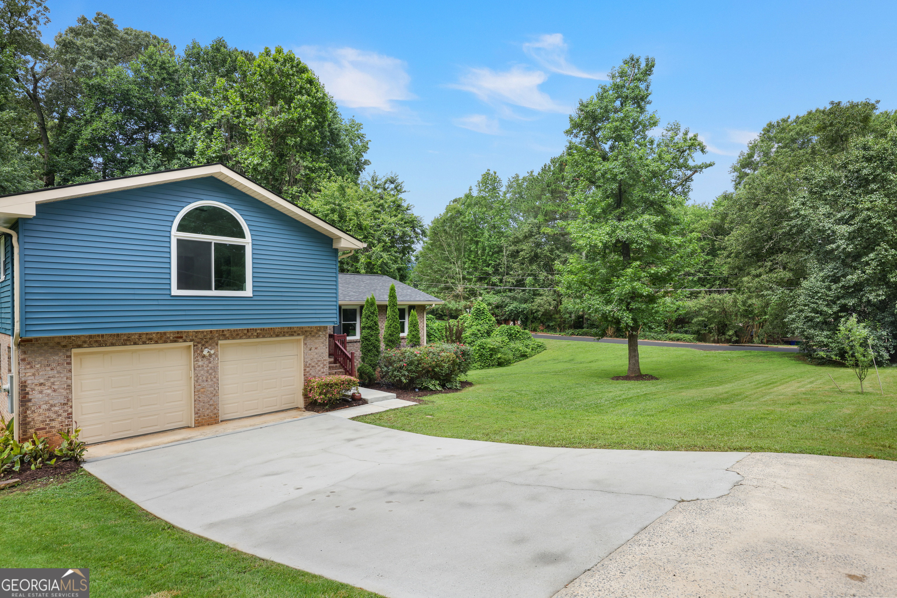 4345 Tucker North Drive