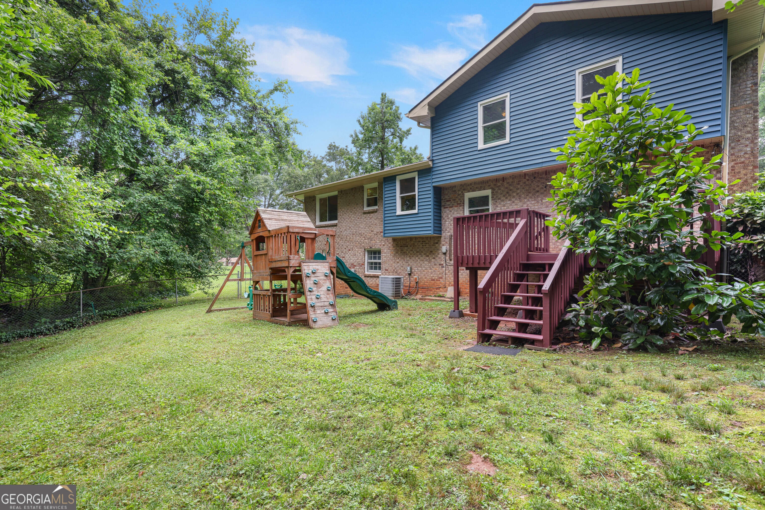 4345 Tucker North Drive