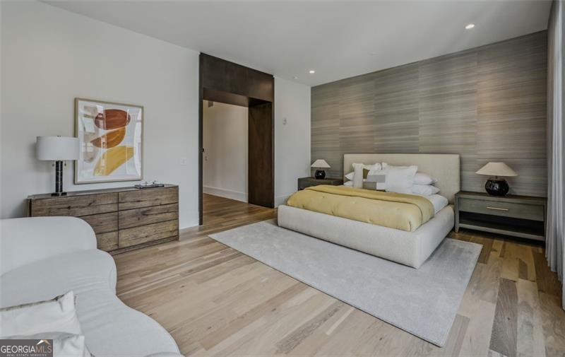 1301 Peachtree Street NE # 4L