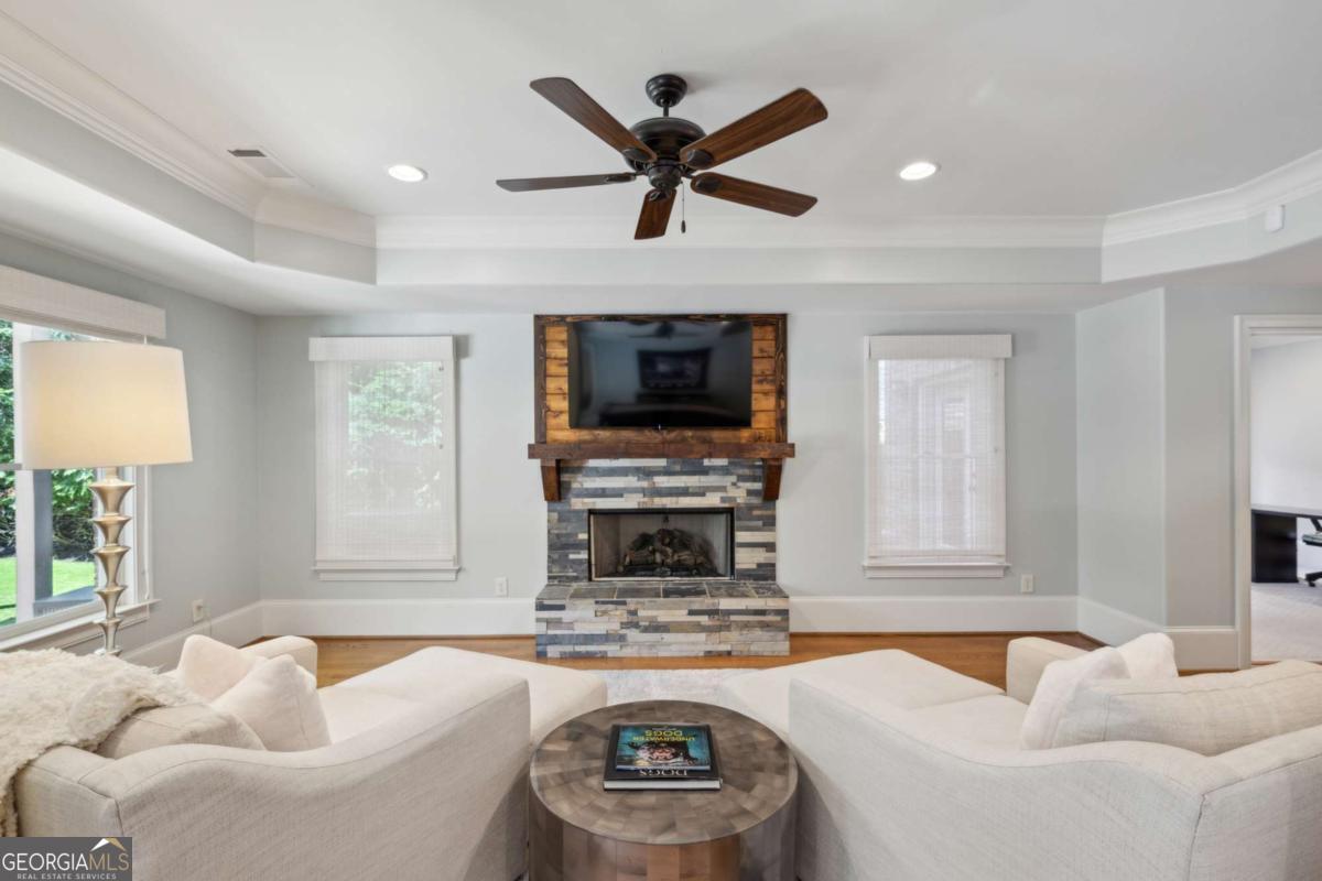 1589 Trentwood Place NE