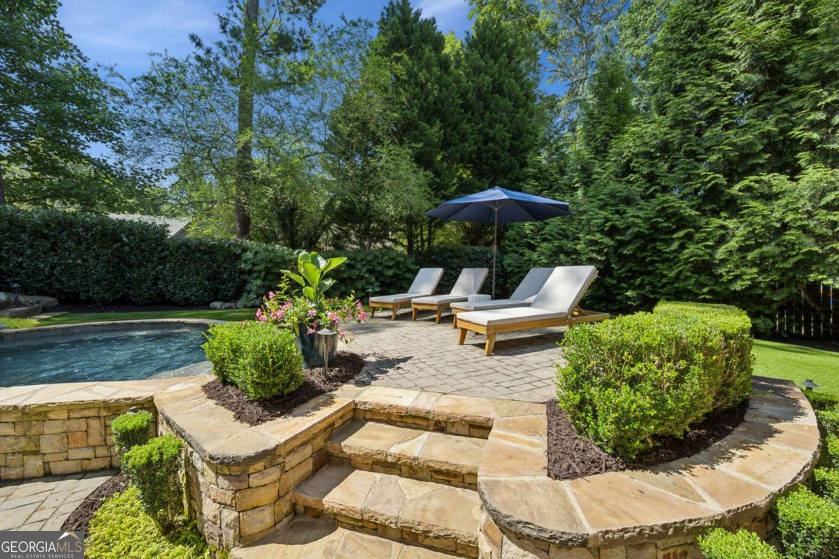 1589 Trentwood Place NE