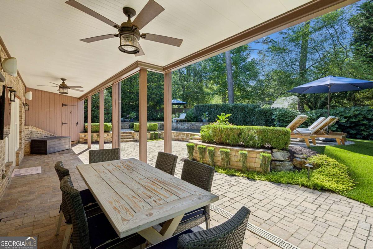 1589 Trentwood Place NE