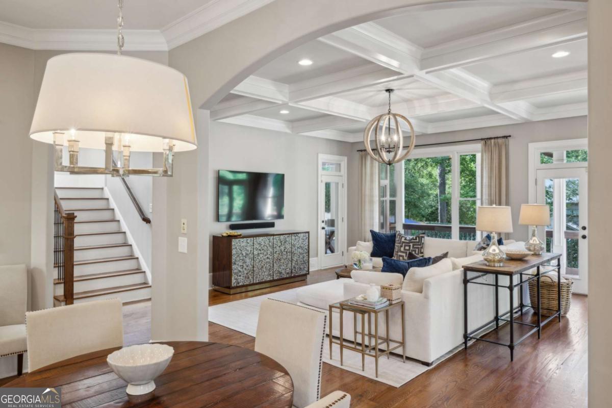 1589 Trentwood Place NE