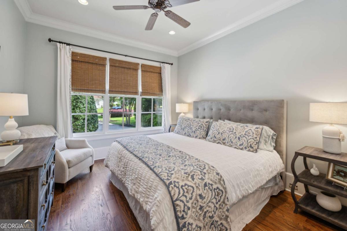 1589 Trentwood Place NE