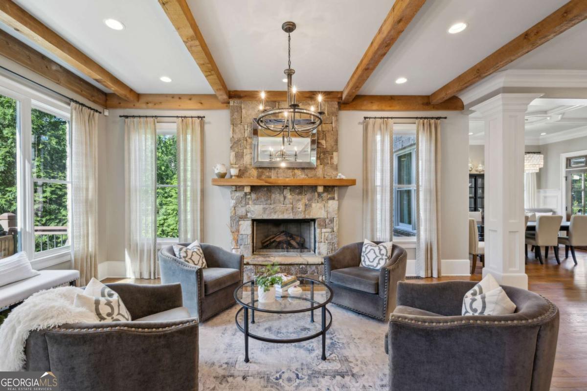 1589 Trentwood Place NE