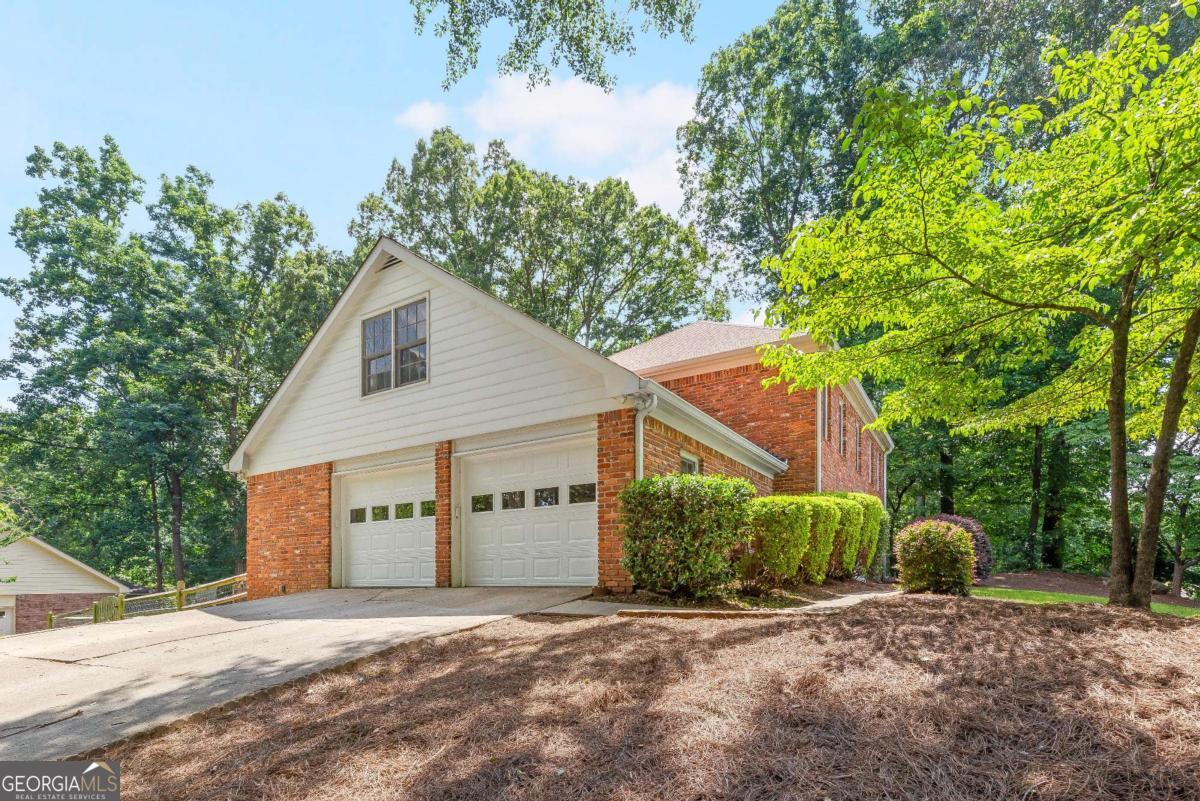 3794 BROWN OWL Court