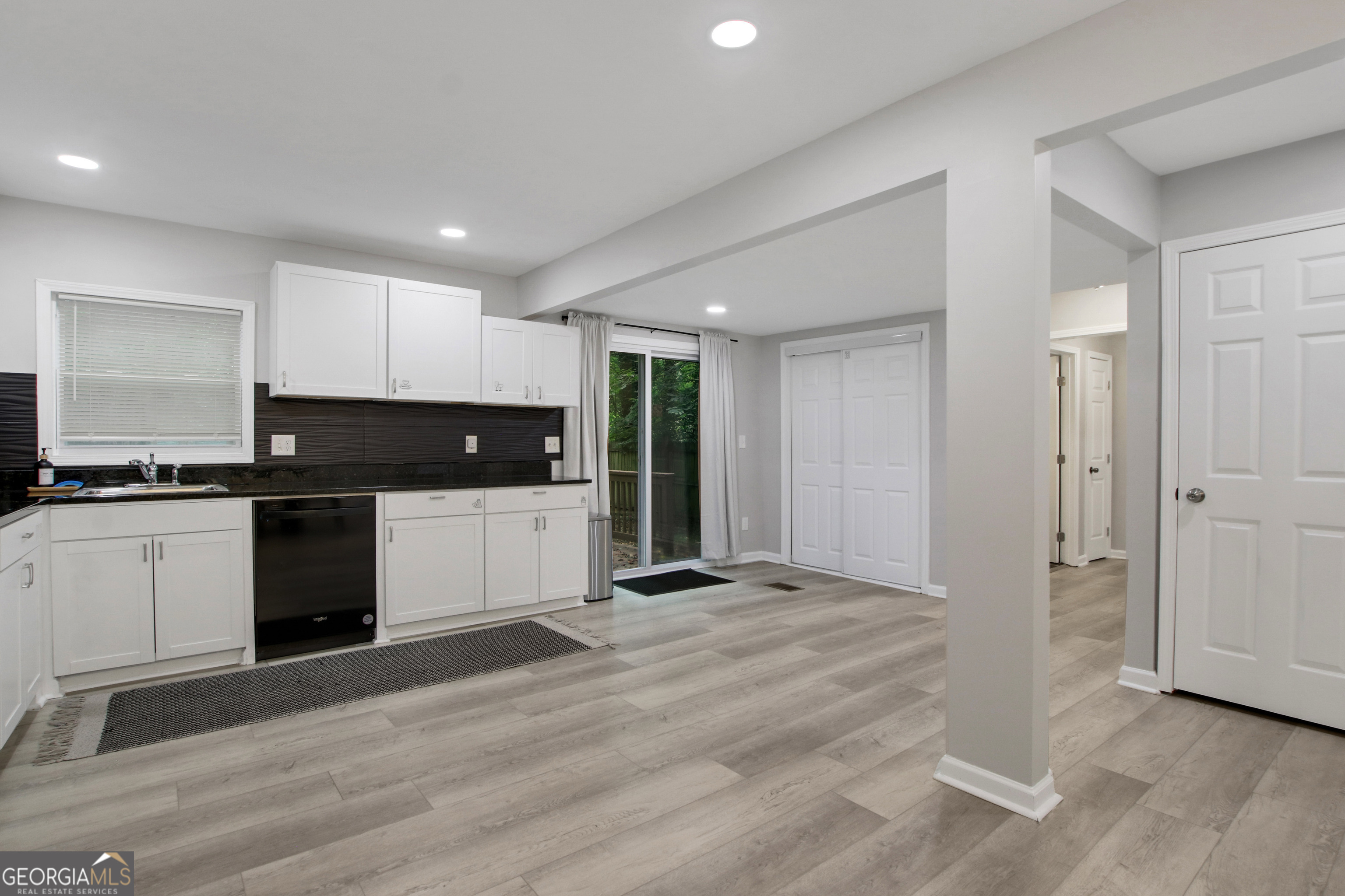 3408 Phillips Circle