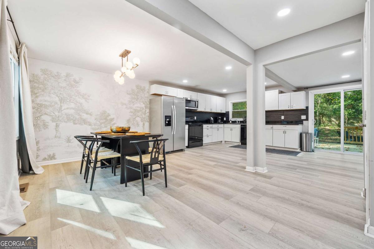 3408 Phillips Circle