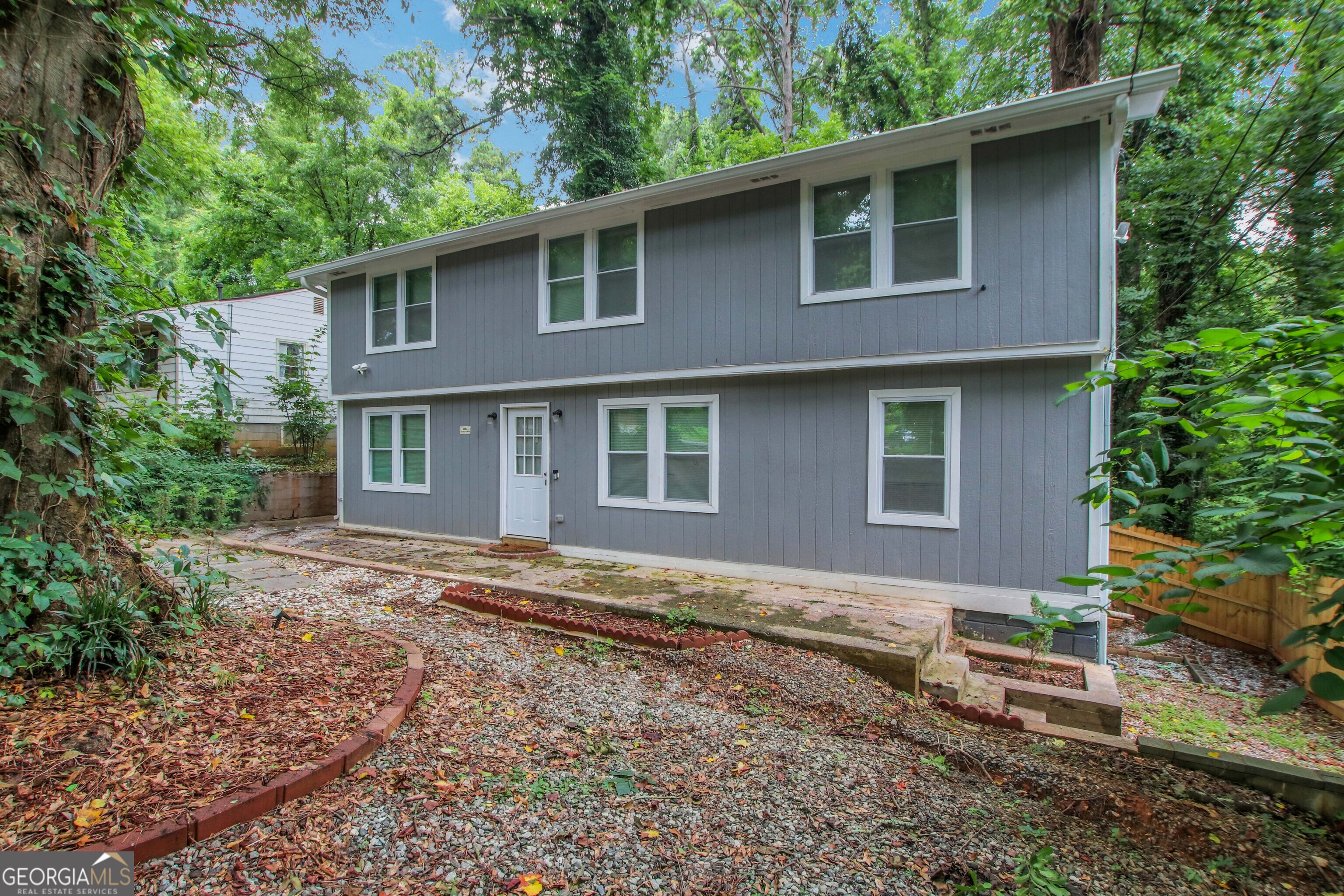 3408 Phillips Circle