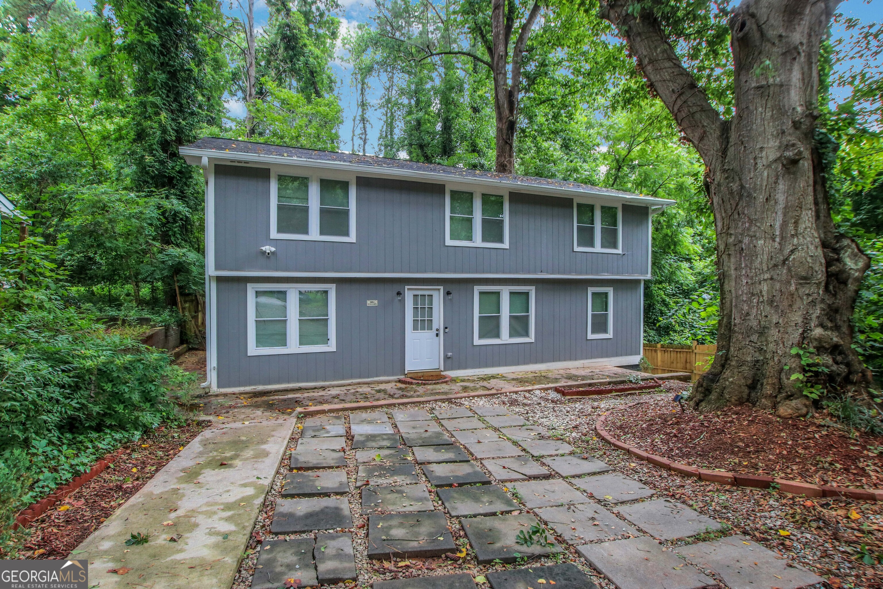 3408 Phillips Circle