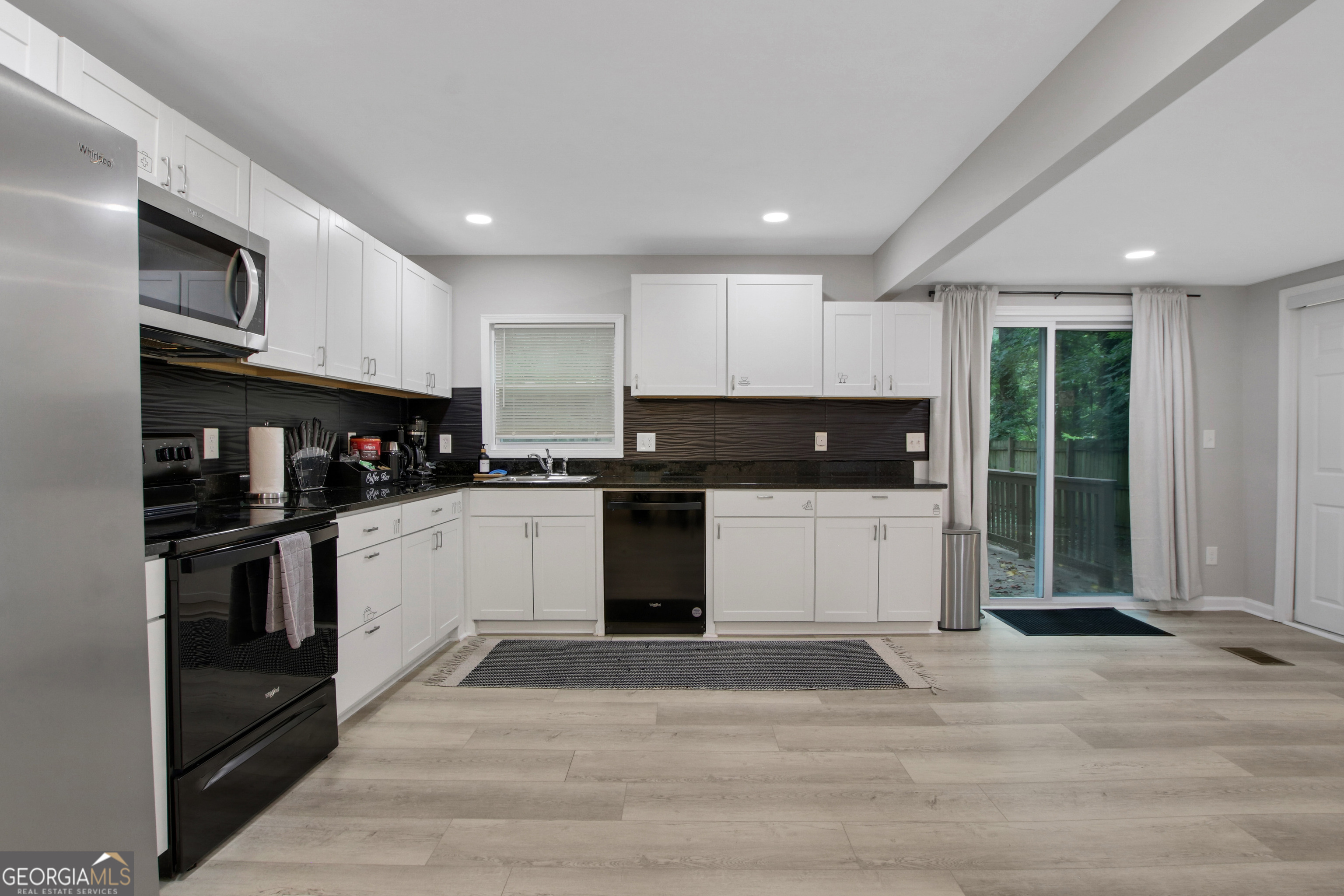 3408 Phillips Circle