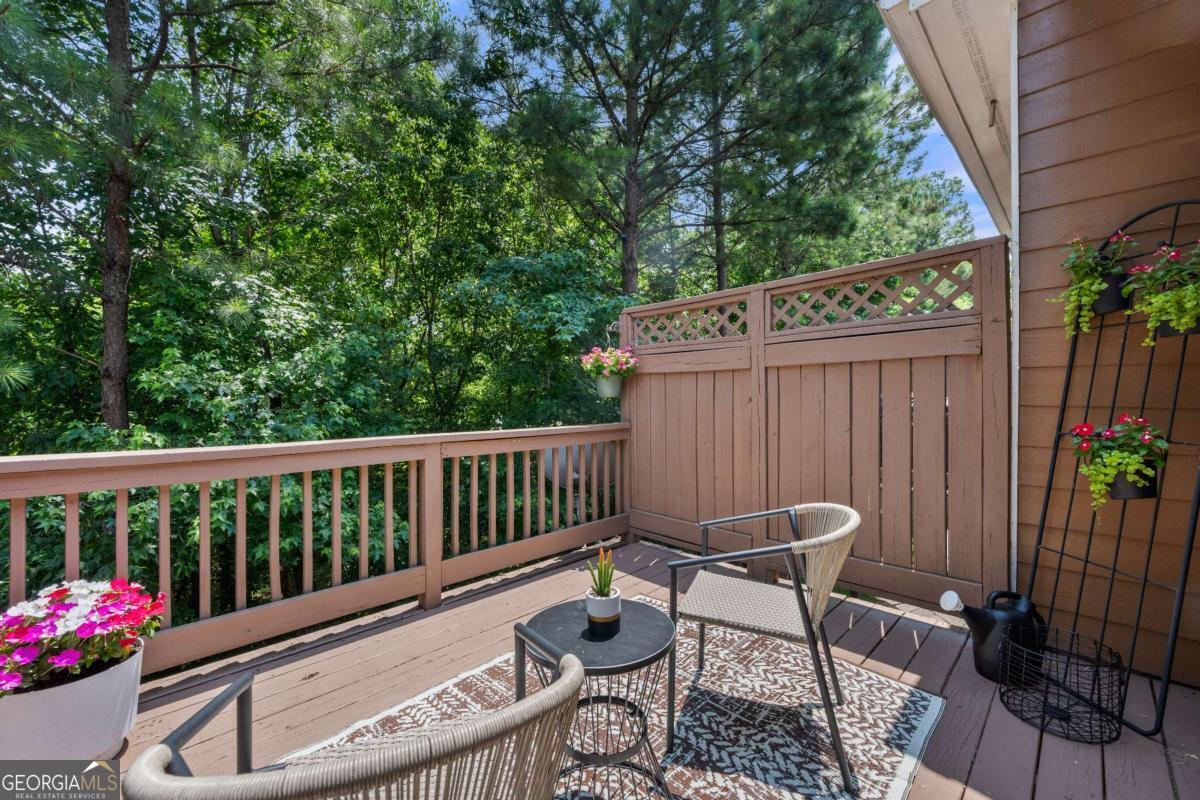 6403 Queens Court Trace