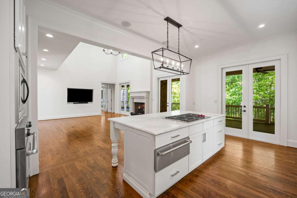 9179 Selborne Lane