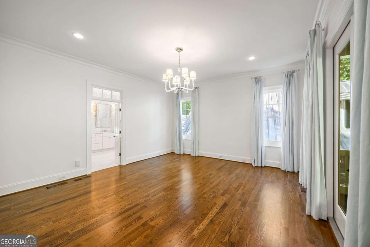 9179 Selborne Lane