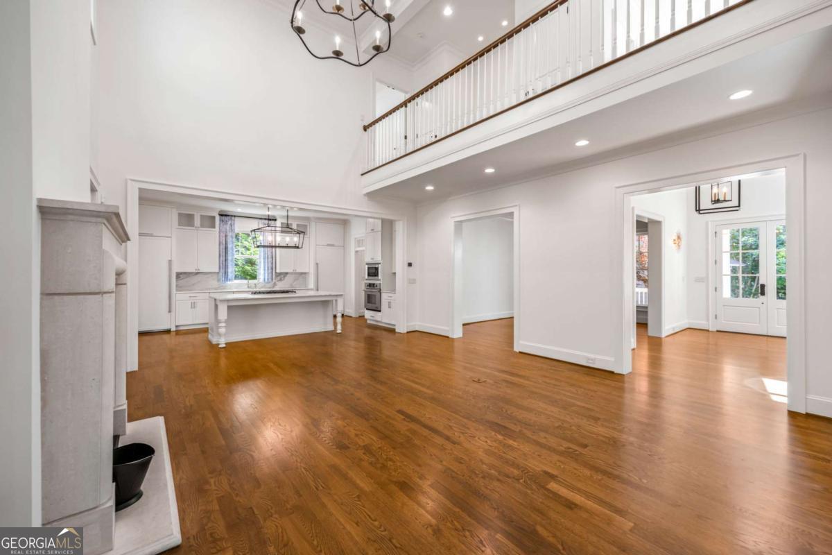 9179 Selborne Lane