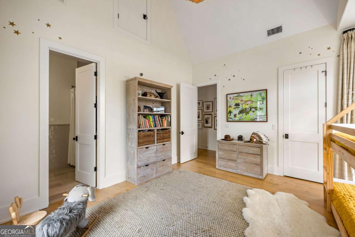 11277 Serenbe Lane
