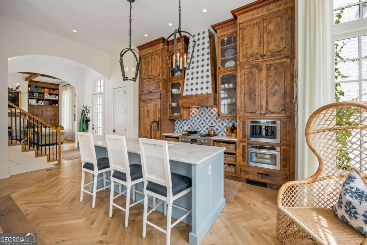 11277 Serenbe Lane