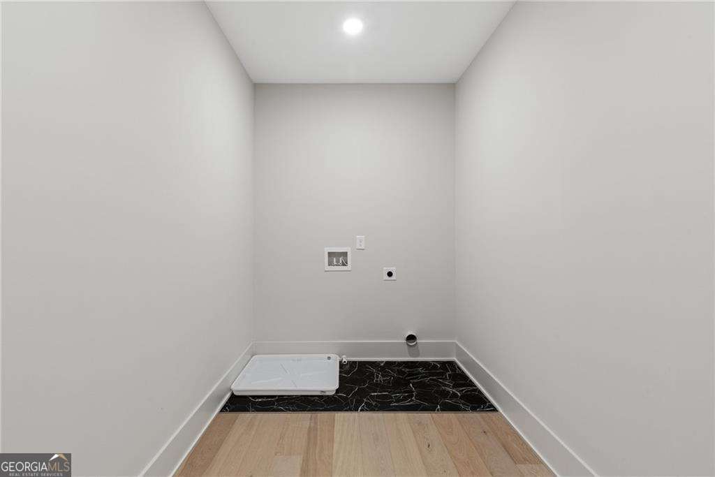 3846 Town Farms Drive