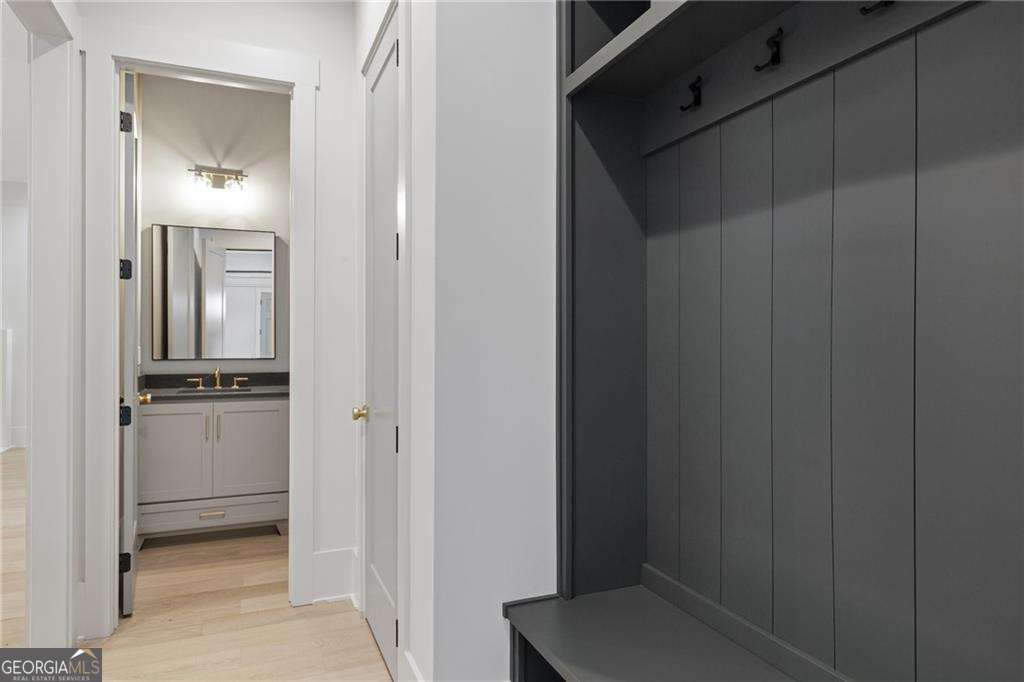 3846 Town Farms Drive