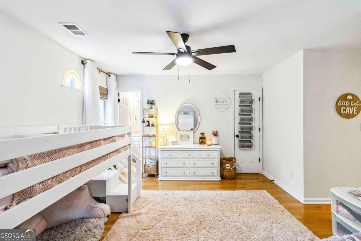 2200 MAJOR LORING Way SW