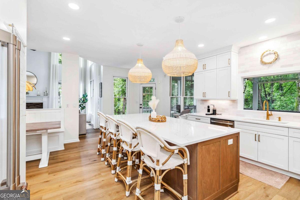 2200 MAJOR LORING Way SW