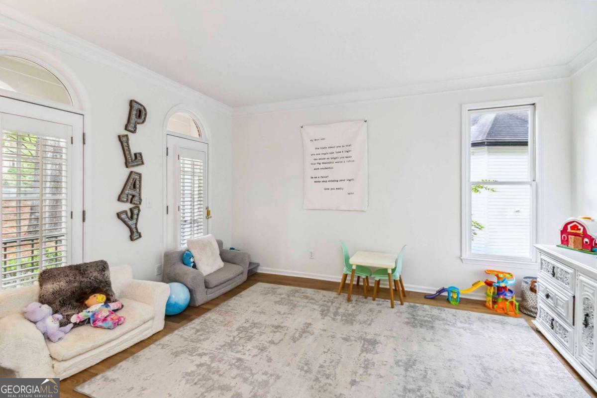 2200 MAJOR LORING Way SW