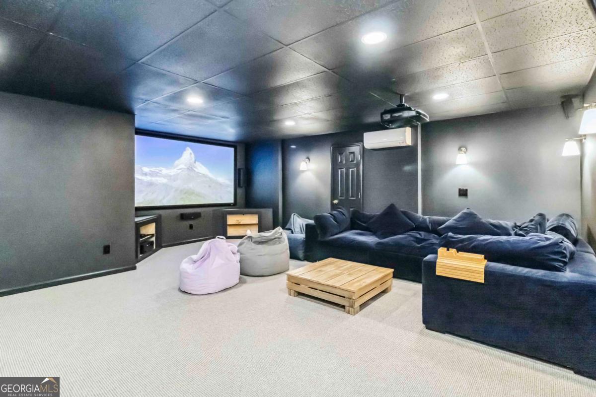 2200 MAJOR LORING Way SW