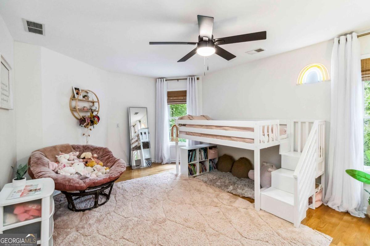 2200 MAJOR LORING Way SW