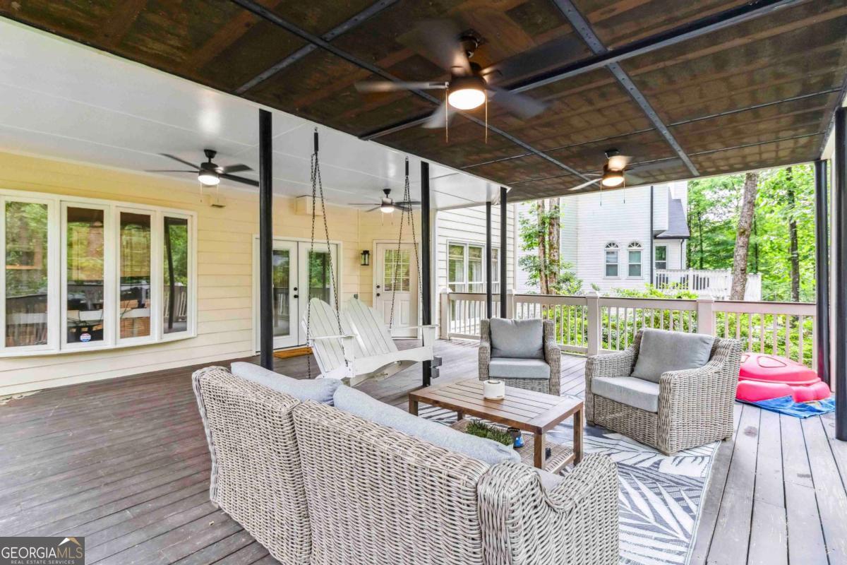 2200 MAJOR LORING Way SW