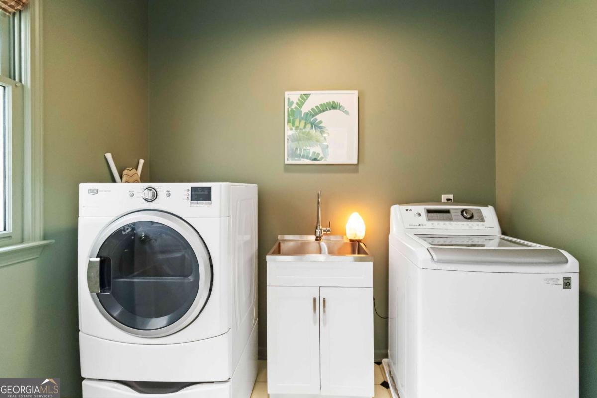 2200 MAJOR LORING Way SW