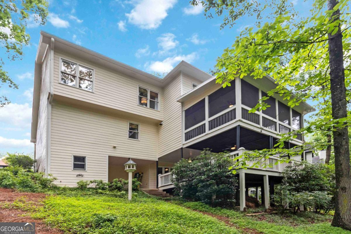 2200 MAJOR LORING Way SW