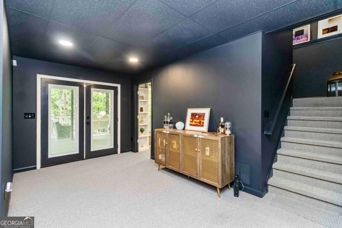 2200 MAJOR LORING Way SW