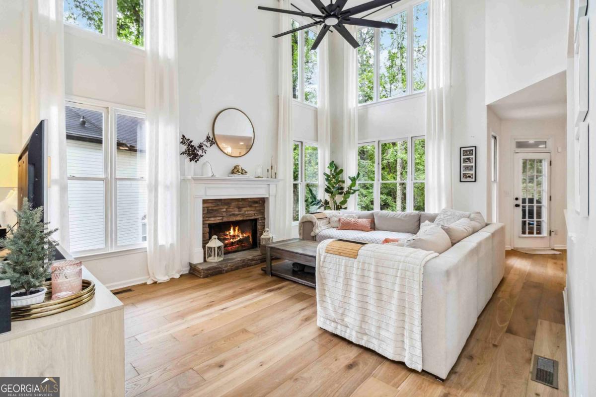 2200 MAJOR LORING Way SW