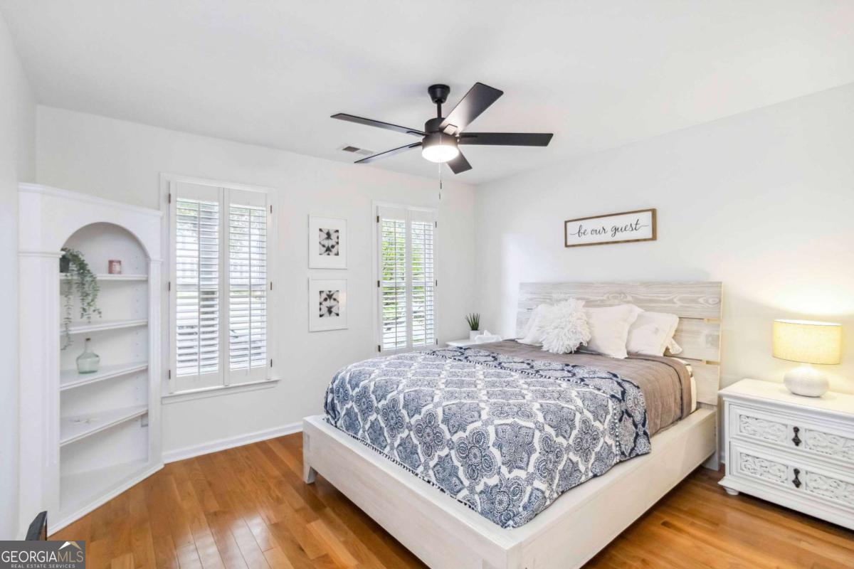 2200 MAJOR LORING Way SW