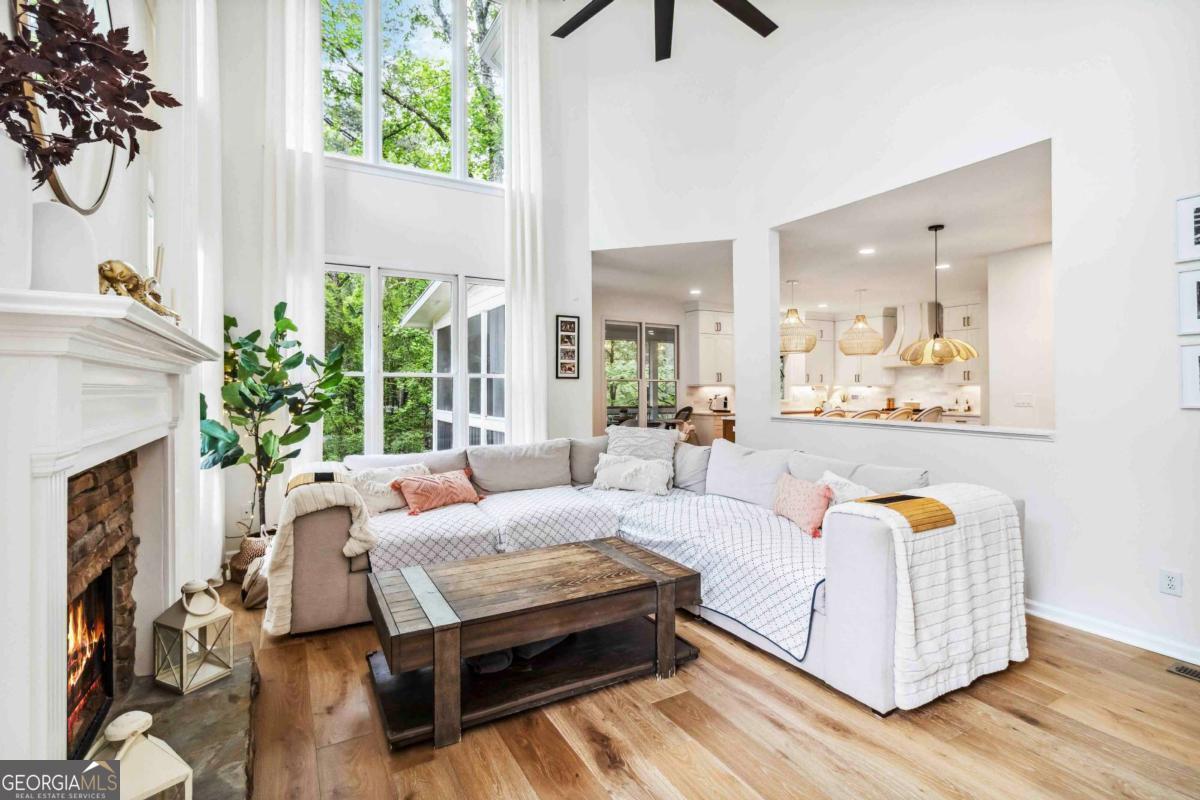 2200 MAJOR LORING Way SW