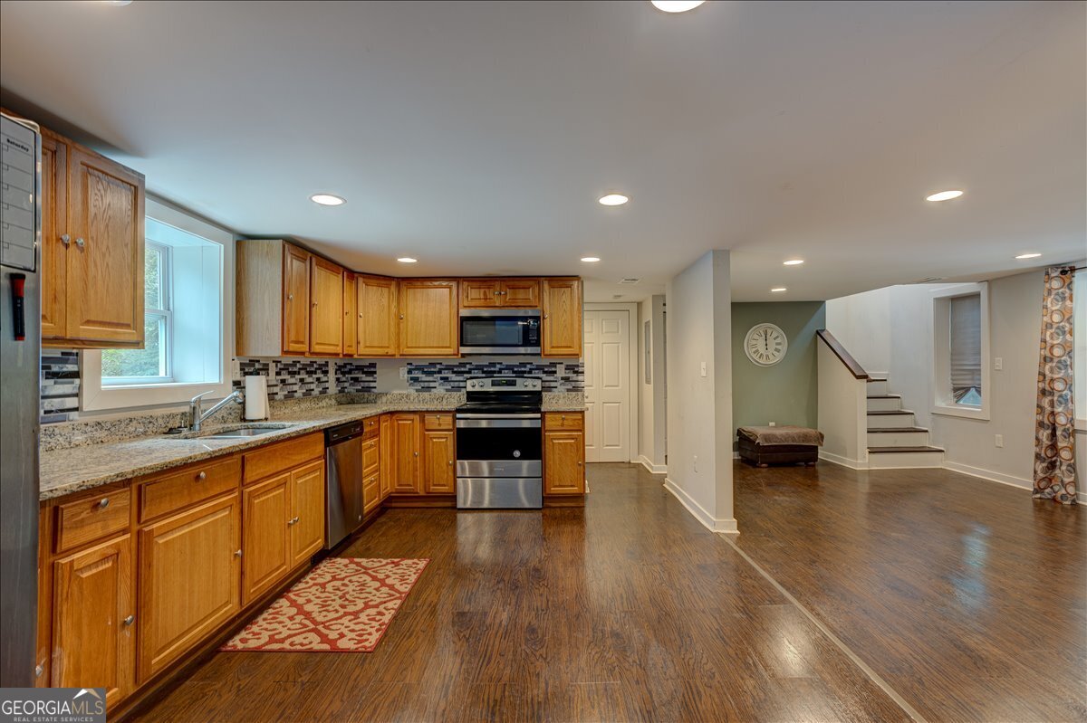 174 Rivertown Road