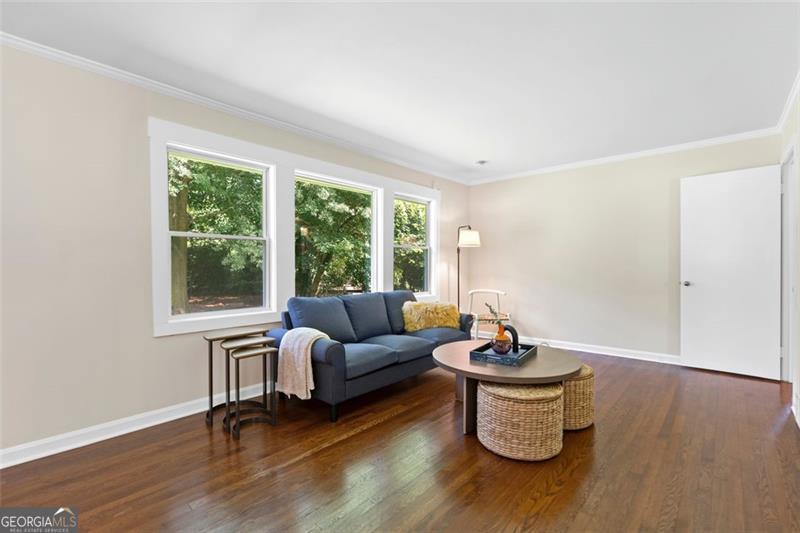 2483 Hunting Valley