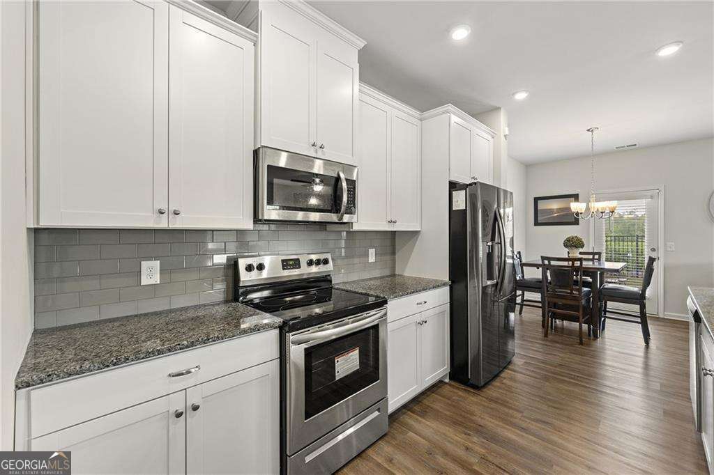 147 Madison Bend