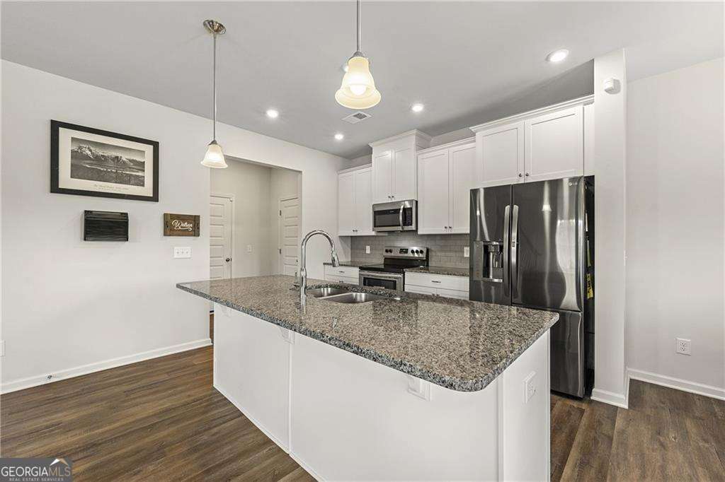 147 Madison Bend