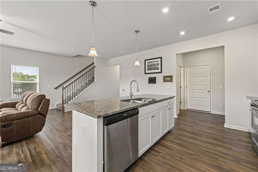 147 Madison Bend