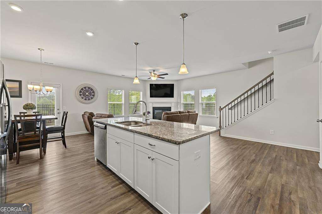 147 Madison Bend