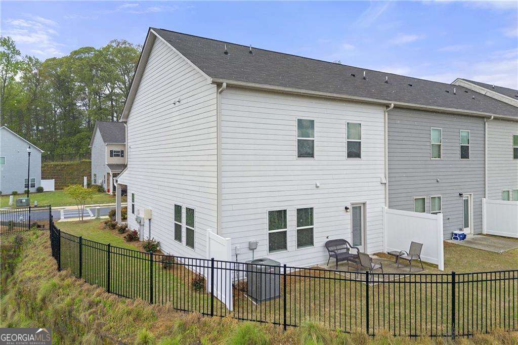147 Madison Bend
